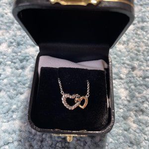 Cable Collectibles® Interlocking Heart Necklace with 18K Yellow Gold - N…